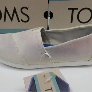 TOMS Women's Light Orchid Color Changing Tie Dye Twill Canvas Flats